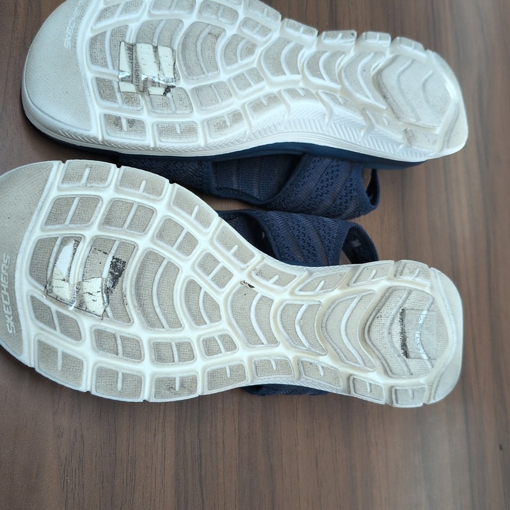 Women's Skechers Arch Fit - City Catch sandals in navy blue - Picture 8 of 8